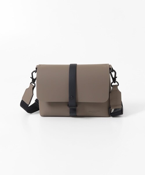 SENSE OF PLACE by URBAN RESEARCH（センスオブプレイスバイアーバンリサーチ）の「GASTON LUGA　Splash Crossbody Bag（ショルダーバッグ・メンズ・BLACK/TAUPE/BROWN・One）」の3枚目の写真