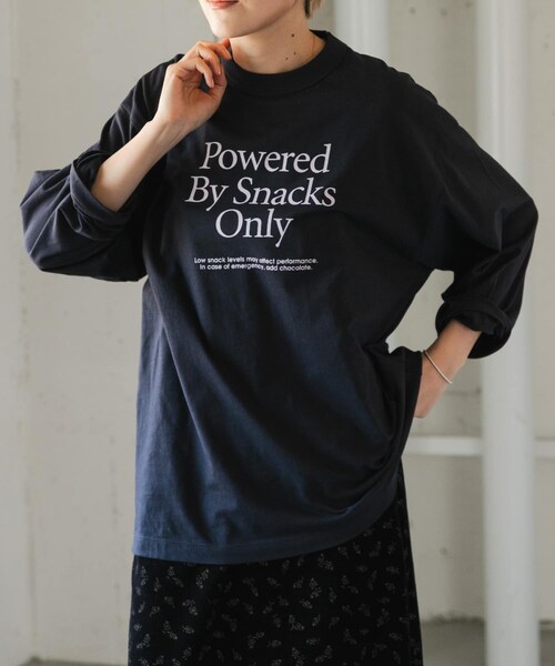 URBAN RESEARCH DOORS(アーバンリサーチドアーズ)の「FORK&SPOON オーバーサイズロゴロングスリーブTシャツ(Tシャツ/カットソー・レディース・OFF/BLACK・1)」の18枚目の写真