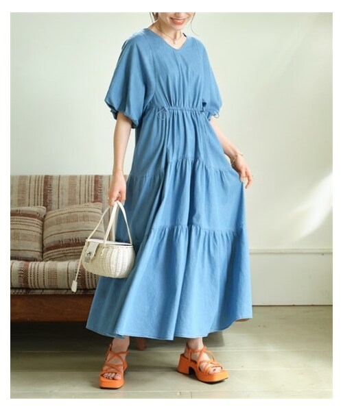 nissen（ニッセン）の「大きいサイズ ドロストギャザーバルーン袖ティアードワンピース（ワンピース・レディース・黒/セージグリーン/デニム・L/LL/3L/4L/5L/6L/8L/10L）」の21枚目の写真