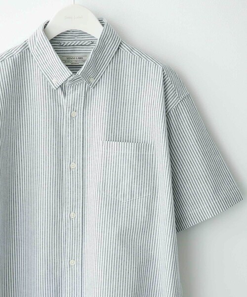 URBAN RESEARCH Sonny Label（アーバンリサーチサニーレーベル）の「抗菌オックスボタンダウン半袖シャツ（シャツ/ブラウス・メンズ・ホワイト/サックスブルー/ネイビー/ギンガムチェック/オフストライプ/グレー・M/L/XL）」の6枚目の写真