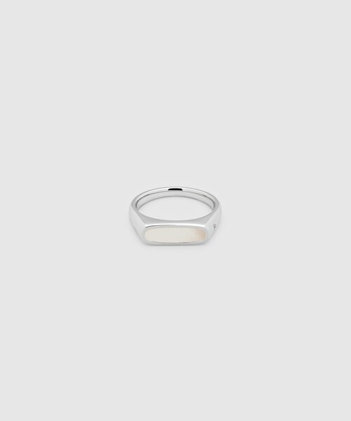 URBAN RESEARCH(アーバンリサーチ)の「Mario Ring White MOP(リング・レディース・SV・48/50/52)」の4枚目の写真