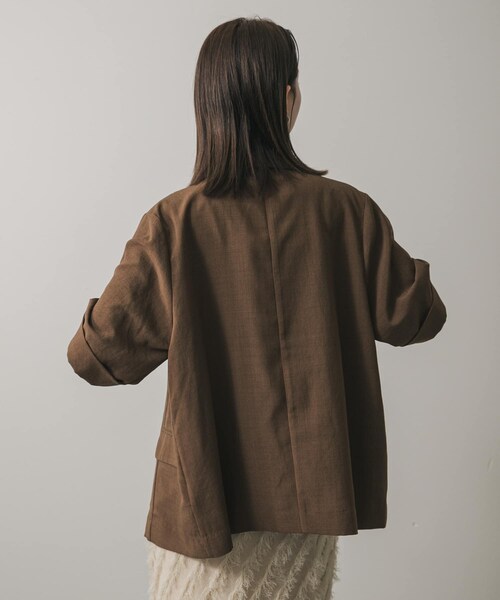 SENSE OF PLACE by URBAN RESEARCH（センスオブプレイスバイアーバンリサーチ）の「『UR TECH DRYLUXE』リネンライクジャケット（テーラードジャケット・レディース・GREIGE/CHARCOAL/BROWN/NAVY・one）」の16枚目の写真