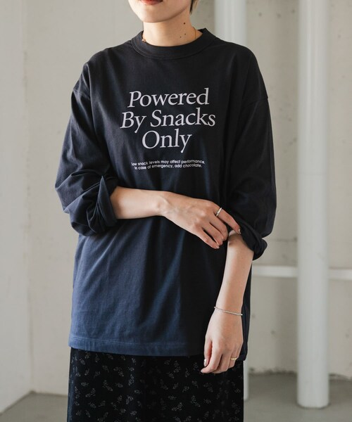 URBAN RESEARCH DOORS(アーバンリサーチドアーズ)の「FORK&SPOON オーバーサイズロゴロングスリーブTシャツ(Tシャツ/カットソー・レディース・OFF/BLACK・1)」の13枚目の写真