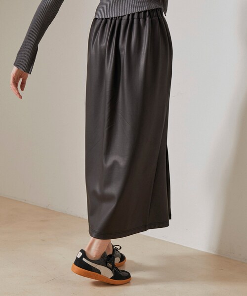 NERGY（ナージー）の「【イージーケア】Synthetic Leather イージーラップスカート（スカート・レディース・ブラック・F）」の9枚目の写真