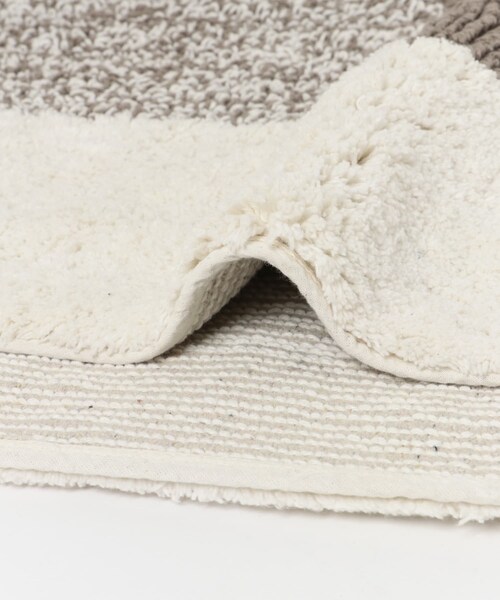 RugRu PAKUNA RUG 140×200の通販はau PAY マーケット - 輸入雑貨の