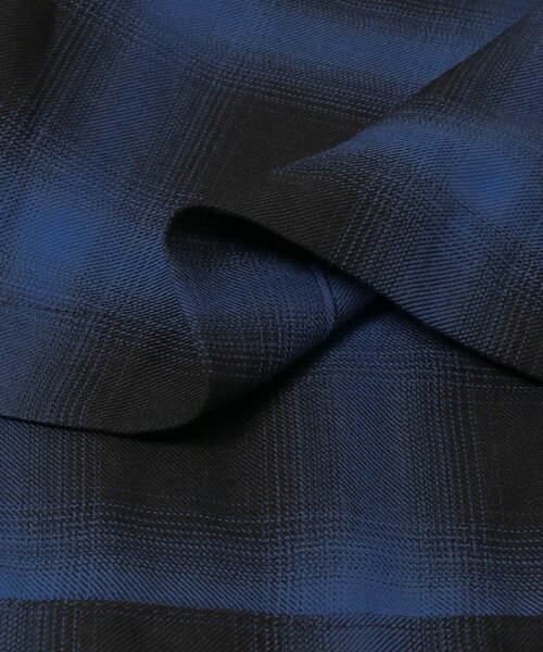 URBAN RESEARCH(アーバンリサーチ)の「COTTON PAN SOHOオンブレシャツロングスリーブ(シャツ/ブラウス・メンズ・BLACK/BLUE/BLU×BLK・2/3)」の19枚目の写真