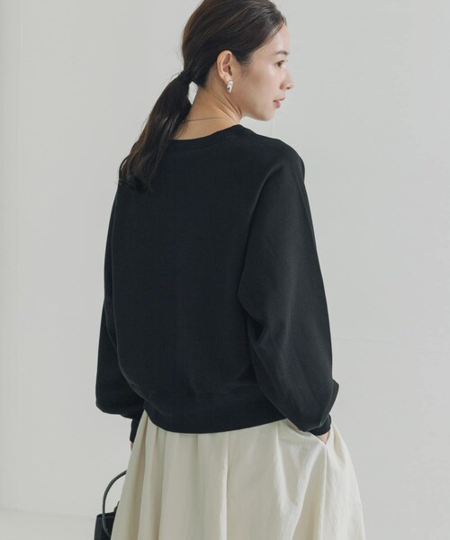 URBAN RESEARCH（アーバンリサーチ）の「スーピマコットンラグランスウェット（スウェット・レディース・CHERRY RED/NAVY/BLACK・Free）」の9枚目の写真