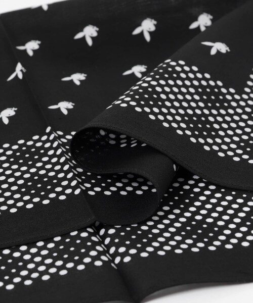 URBAN RESEARCH（アーバンリサーチ）の「NEXUSVII.×PLAYBOY　BANDANA（バンダナ/スカーフ・メンズ・BLACK・One）」の4枚目の写真