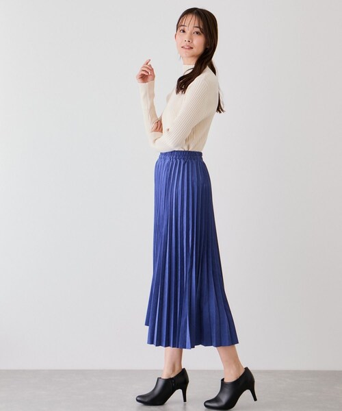Jayro(ジャイロ)の「ピーチアコーディオンプリーツスカート(スカート・レディース・チャコール/ベージュ/ブルー/ピンク・F)」の22枚目の写真
