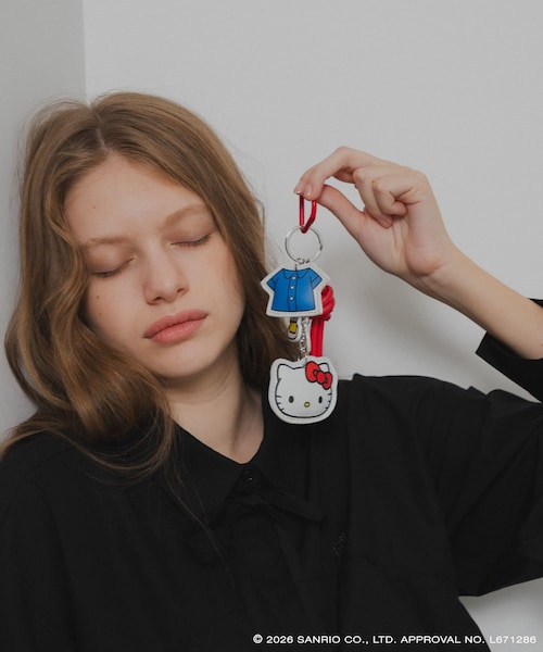 SENSE OF PLACE by URBAN RESEARCH(センスオブプレイスバイアーバンリサーチ)の「別注「ハローキティ」ハッピーチャーム(キーホルダー・レディース・SILVER・One)」の3枚目の写真
