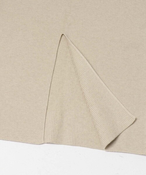 URBAN RESEARCH ROSSO（アーバンリサーチロッソ）の「カシミヤシルク混ペプラムニットアップ（ニット/セーター・レディース・BLACK/L.BEIGE・Free）」の12枚目の写真