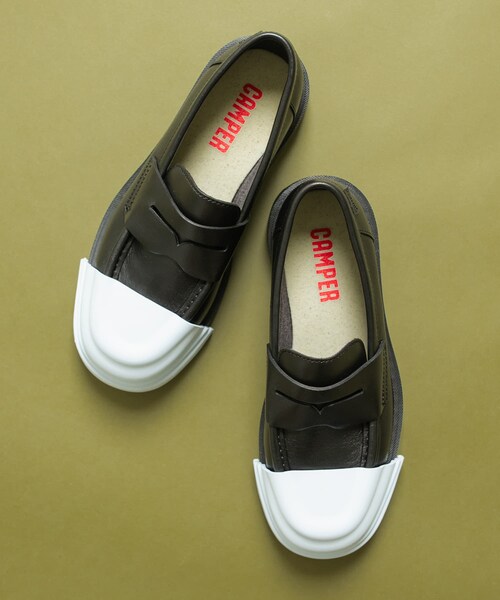 THE GOODLAND MARKET（ザグッドランドマーケット）の「CAMPER　Junction Moccasin（ドレスシューズ・レディース・004BLK・37/38/39）」の13枚目の写真