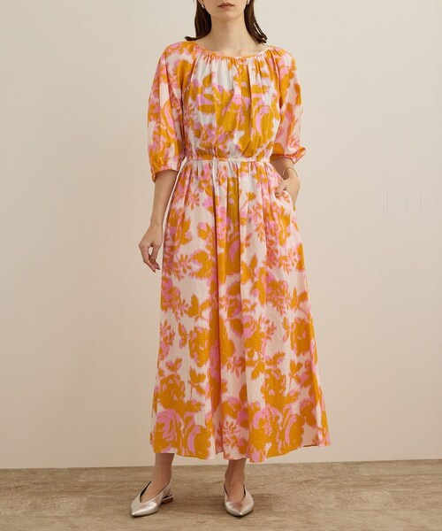 ROPE'（ロペ）の「【DEVEAUX（デヴォー）】別注ボカシフラワーウエストギャザーワンピース/洗える（ワンピース・レディース・ブラウン系/オレンジ系・F）」の15枚目の写真
