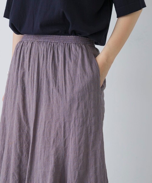 かぐれ（カグレ）の「MEYAME　PLEATED FLARE SKIRT（スカート・レディース・BLUE/RED・Free）」の13枚目の写真