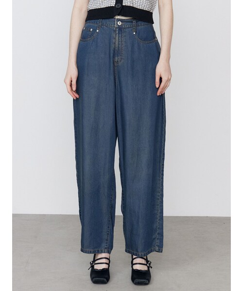 CALNAMUR（カルナムール）の「LAYERED LOOSE DENIM/レイヤードルーズデニム（デニムパンツ・レディース・アイスブルー/インディゴ・S/M）」の11枚目の写真