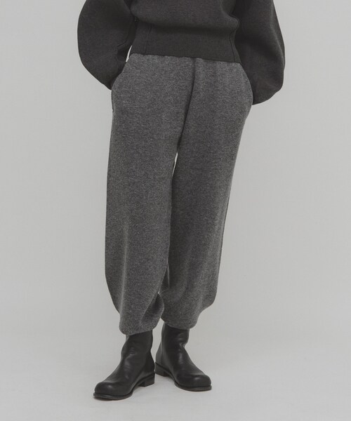 イージーニットパンツ