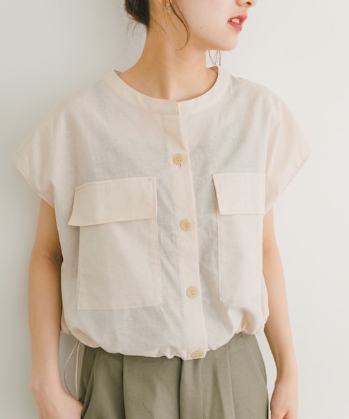 ITEMS URBANRESEARCH(アイテムズ アーバンリサーチ)の「リネンミックスドロストポケットシャツ(シャツ/ブラウス・レディース・BRN/NVY/NTL・FREE)」の2枚目の写真
