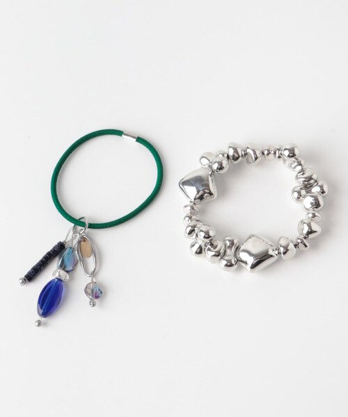 URBAN RESEARCH(アーバンリサーチ)の「LY NANA HAIR TIE(ヘアゴム・レディース・RAW UMBER/SILVER・-)」の2枚目の写真