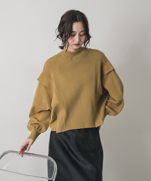 SENSE OF PLACE by URBAN RESEARCH（センスオブプレイスバイアーバンリサーチ）の「『一部WEB限定カラー』ストレッチショルダータックセーター（ニット/セーター・レディース・OFF WHITE/GRAY/MOCHA/RED/YELLOW/BLACK/BLUE・one/One）」の6枚目の写真