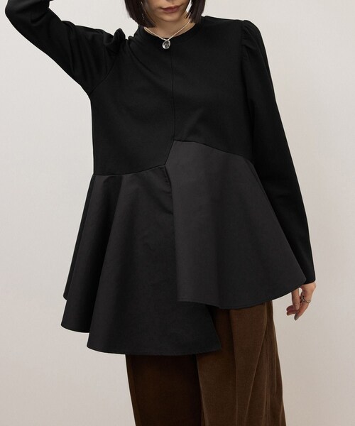 ADAM ET ROPE'(アダムエロペ)の「【WEB限定】・【定番】フリルペプラムロングスリーブカットソー(Tシャツ/カットソー・レディース・ブラック/ホワイト・F)」の17枚目の写真