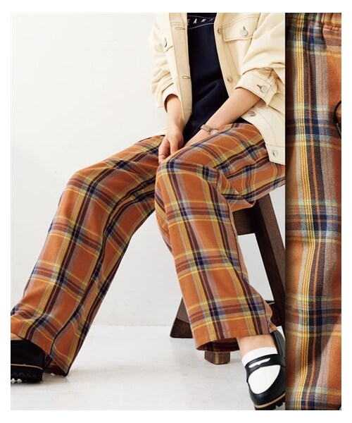 nissen（ニッセン）の「大きいサイズ 着映えするチェック柄セミワイドパンツ（ゆったりヒップ）（パンツ・レディース・ベージュ系チェック/黒系チェック/グリーン系チェック/オレンジ系チェック・L/LL/3L/4L/5L/6L/8L/10L）」の8枚目の写真