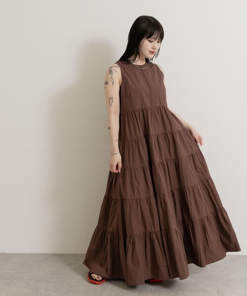 THE GOODLAND MARKET（ザグッドランドマーケット）の「FANAKA　Poplin tiered dress（ワンピース・レディース・58BRN/BLACK/024BLU・FREE）」の9枚目の写真