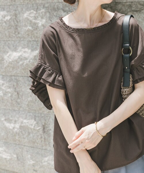 ITEMS URBANRESEARCH(アイテムズ アーバンリサーチ)の「ダブルフリルブラウス(シャツ/ブラウス・レディース・SRP/WHT/BRN・FREE)」の14枚目の写真