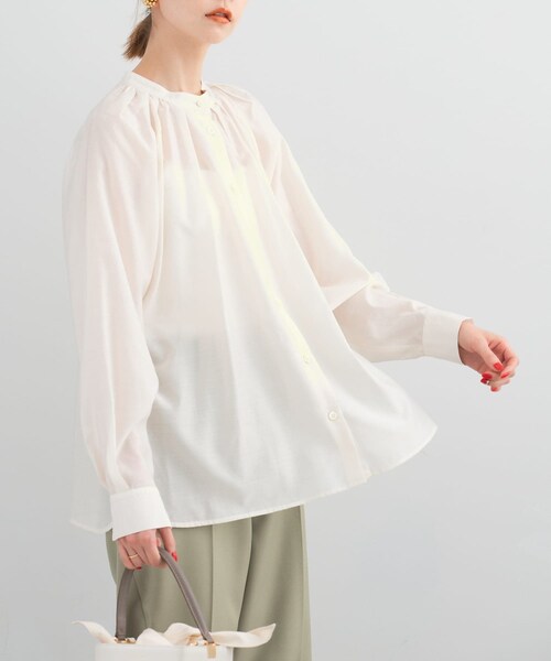 URBAN RESEARCH ROSSO（アーバンリサーチロッソ）の「ランダムタックセミシアーブラウス（シャツ/ブラウス・レディース・off/light pink/charcoal・FREE）」の6枚目の写真