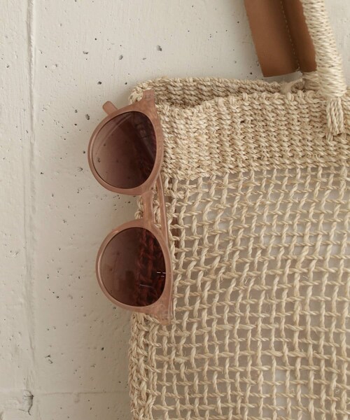 URBAN RESEARCH DOORS（アーバンリサーチドアーズ）の「サングラス∴（メガネ・レディース・BEIGE/GRAY・one/One）」の2枚目の写真