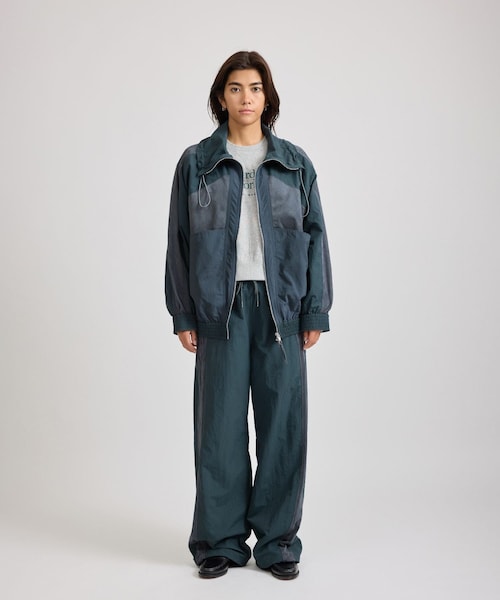 Saturdays NYC（サタデーズ ニューヨークシティ ）の「Edie Training Jacket  | WOMEN（その他アウター・レディース・キナリ/ネイビー・L/M/S）」の20枚目の写真