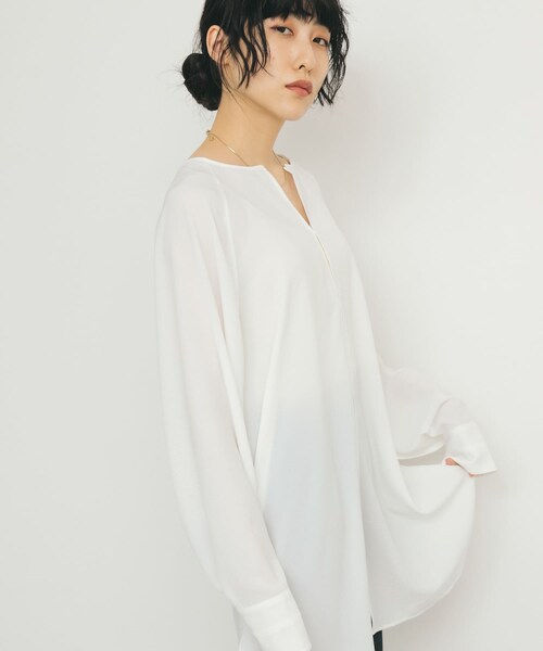 KBF（ケイビーエフ）の「2WAYスリットスリーブチュニック（チュニック・レディース・BLACK/OFF/L.GREEN・one）」の5枚目の写真