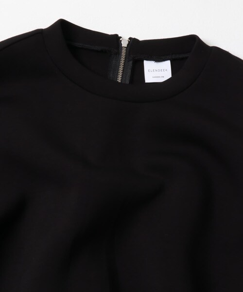 URBAN RESEARCH ROSSO（アーバンリサーチロッソ）の「ELENDEEK　TUCK HEM CROPPED CS（Tシャツ/カットソー・レディース・O.WHT/BLK/GRY・FREE）」の15枚目の写真