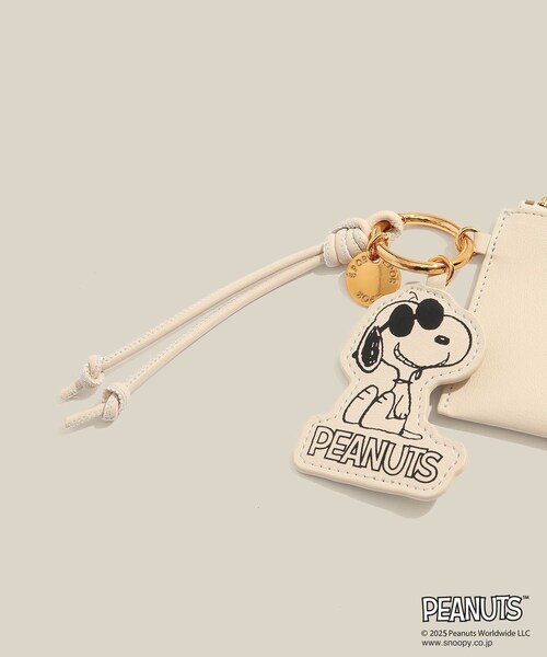 ROPE'(ロペ)の「【WEB限定/一部店舗限定】【E'POR×PEANUTS】別注 ポーチ付き ART CHARM(チャーム・レディース・ブラック/オフホワイト/レッド・F)」の21枚目の写真