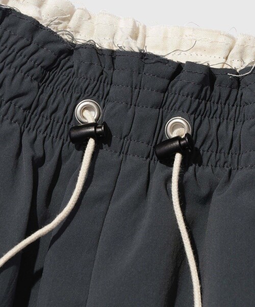 ADAM ET ROPE'(アダムエロペ)の「【CAMIEL FORTGENS/カミエル フォートヘンス】KNEE SHORTS(その他パンツ・メンズ・ネイビー・M)」の4枚目の写真