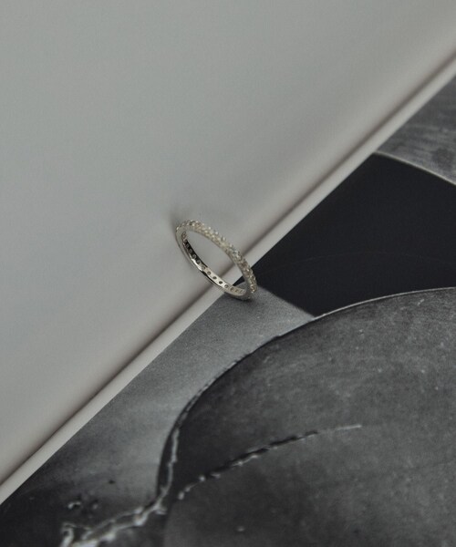 ADAM ET ROPE'（アダムエロペ）の「【J'aDoRe・店舗限定】【MALUS /マリュス】Prong eternity ring（リング・レディース・シルバー・10/11/9）」の18枚目の写真