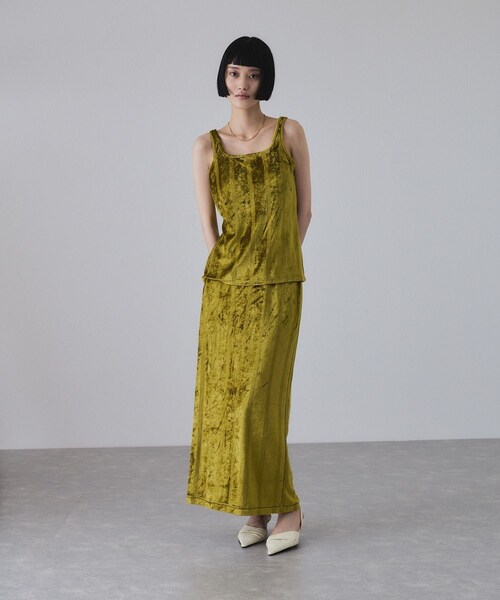 ADAM ET ROPE'（アダムエロペ）の「【Miller for ADAM ET ROPE'】別注 スクエアタンク（カップ付き）（タンクトップ・レディース・グリーン/ネイビー・F）」の7枚目の写真