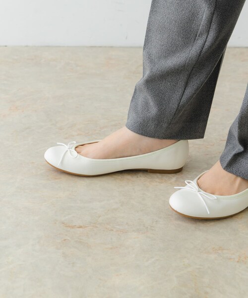 RODE SKO（ロデスコ）の「『35～40サイズ展開』『MADE IN JAPAN』プレーンバレエシューズ（バレエシューズ・レディース・WHITE/BLACK/SNAKE/L.DENIM/GINGHAM・36/37/38/35/36.5/37.5/38.5/39/40）」の16枚目の写真