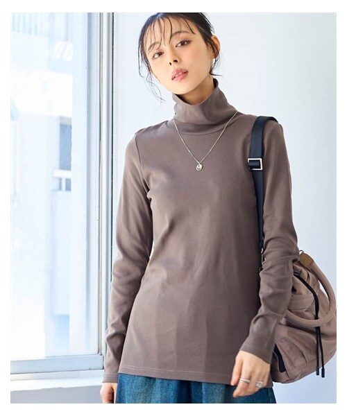 nissen（ニッセン）の「綿１００％フライス素材タートルネック長袖Ｔシャツ（UVカット）＜大きいサイズ有＞（Tシャツ/カットソー・レディース・黒/オフホワイト/グレージュ/杢チャコールグレー/ネイビー/ライムグリーン/トープ/ディープグリーン・L/LL/3L/4L/5L/6L/8L/10L/S/M）」の8枚目の写真