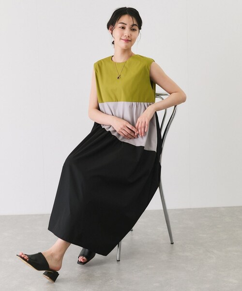 Jayro（ジャイロ）の「配色ノースリーブワンピース（ワンピース・レディース・ベージュ/グリーン/ブルー・M）」の13枚目の写真