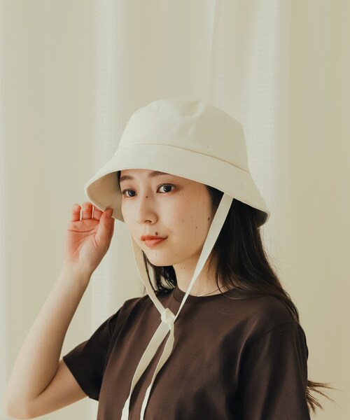 SENSE OF PLACE by URBAN RESEARCH(センスオブプレイスバイアーバンリサーチ)の「コットンツイルリボンバケットハット(ハット・レディース・IVORY/BLACK・One/one)」の12枚目の写真