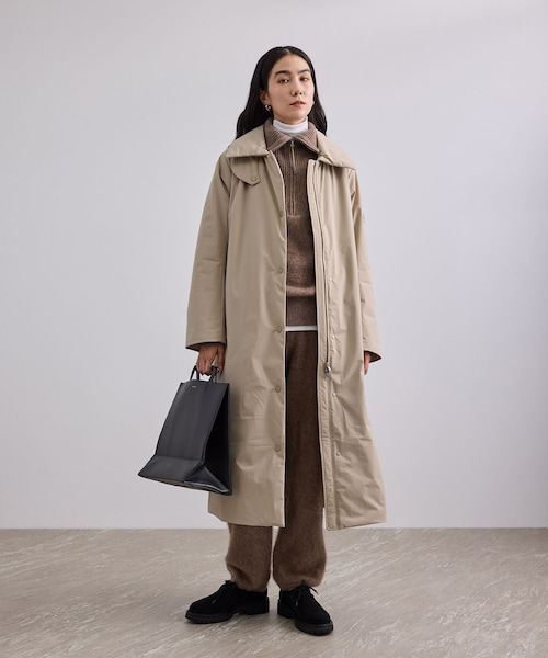 ADAM ET ROPE'(アダムエロペ)の「【J'aDoRe・店舗限定】【DESCENTE ALLTERRAIN(デサント オルテライン)for SALON】別注ステンカラーパフコート(ステンカラーコート・レディース・ブラウン/ベージュ系・F)」の7枚目の写真