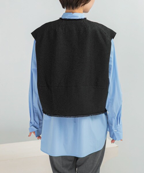 URBAN RESEARCH ROSSO（アーバンリサーチロッソ）の「CHIGNON　ツイードショートベスト（ベスト・レディース・CAMEL/BLACK・Free）」の4枚目の写真