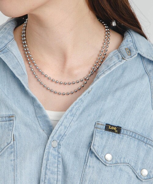 URBAN RESEARCH Sonny Label（アーバンリサーチサニーレーベル）の「ロングボールチェーンネックレス（ネックレス・レディース・シルバー/ゴールド・one）」の4枚目の写真