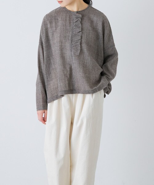 かぐれ（カグレ）の「ウールワイドフリルプルオーバー（シャツ/ブラウス・レディース・CHECK/CHARCOAL・Free）」の22枚目の写真