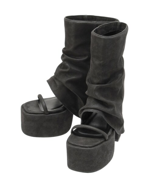 EMODA（エモダ）の「カバーバルキーサンダル（サンダル・レディース・アイボリー/ブラック・S/M/L）」の11枚目の写真