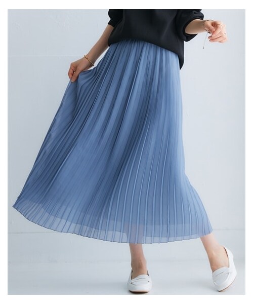 nissen（ニッセン）の「シフォンプリーツロングスカート＜大きいサイズ有＞（スカート・レディース・黒/モカ/サックスグレー/黒系ドット/ロイヤルブルー/チェック/イエロー・S/M/L/LL/3L/4L/5L/6L/8L/10L）」の3枚目の写真