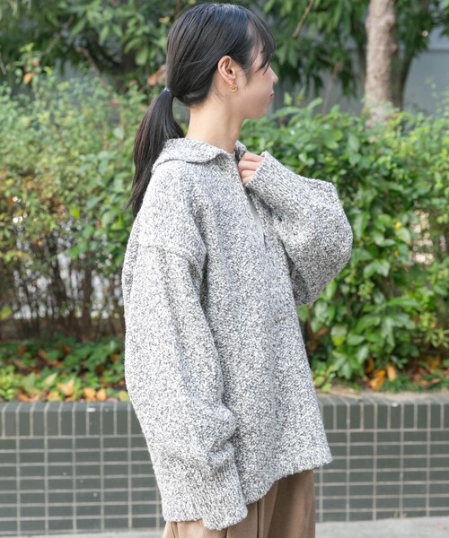 EKAL（エカル）の「鹿子編みスキッパー衿ニット（ニット/セーター・レディース・グレー/ベージュ/チャコール・One）」の6枚目の写真