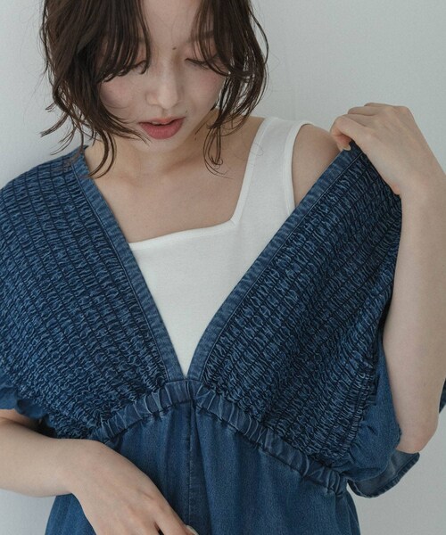URBAN RESEARCH Sonny Label(アーバンリサーチサニーレーベル)の「『UR TECH』スクエアネックタンクトップ(タンクトップ・レディース・オフ/ブラック/ブラウン・Free)」の5枚目の写真