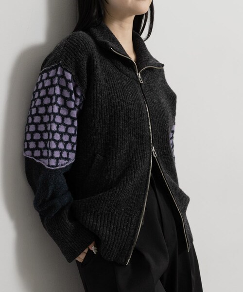 THE GOODLAND MARKET（ザグッドランドマーケット）の「cwtch　MIX PATTERND KNIT（ニット/セーター・レディース・GREY/BROWN・FREE）」の17枚目の写真