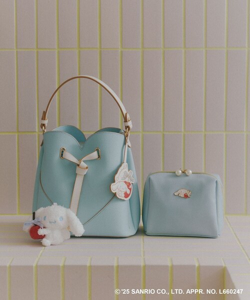 VIS(ビス)の「【シナモロール】VIS別注ぬいぐるみチャーム(チャーム・レディース・ホワイト系・F)」の21枚目の写真